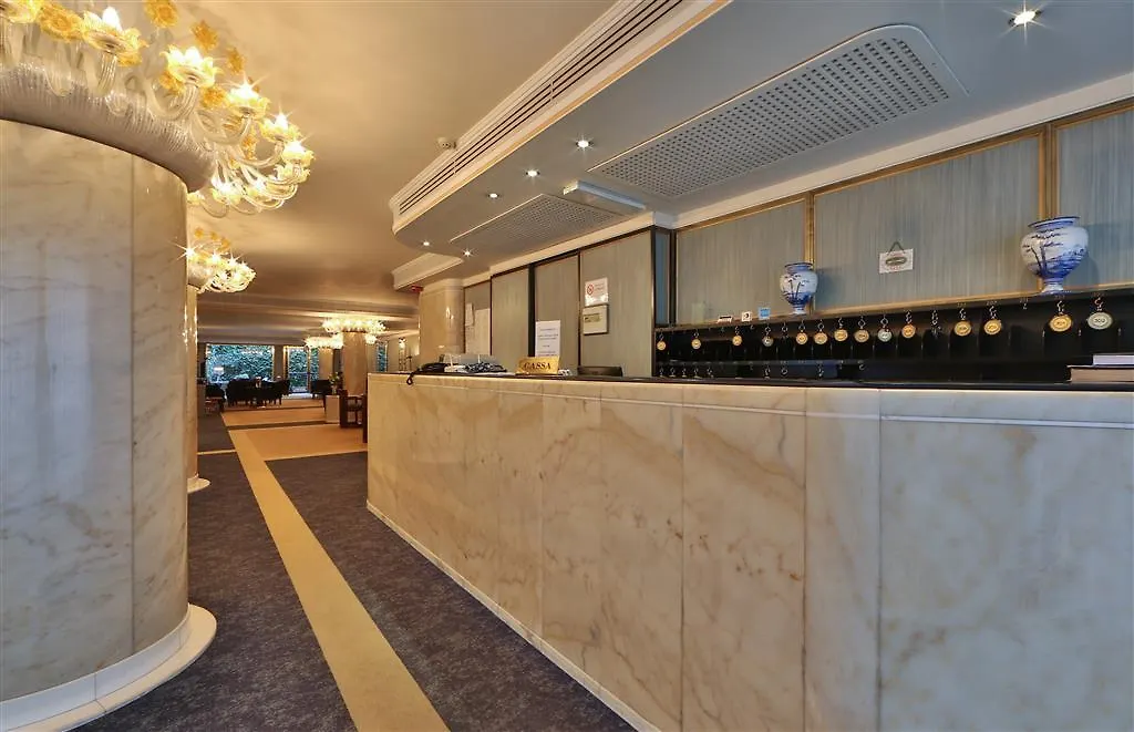 Hotel Bisanzio Ravenna 4*,